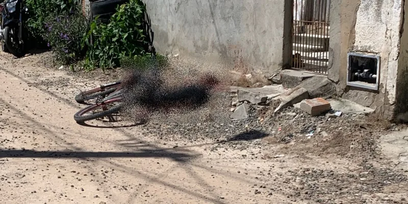 “Baixinho Perna Torta” é executado a tiros enquanto andava de bicicleta no bairro Tancredo Neves, em Teixeira de Freitas