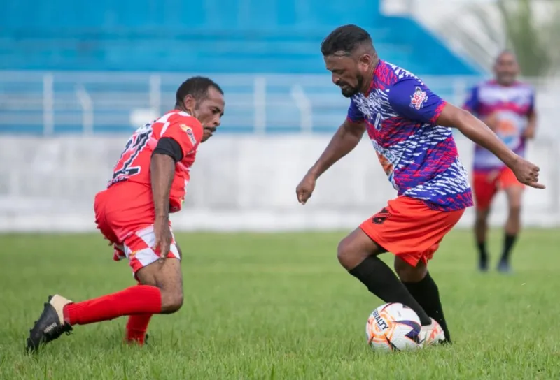 Campeonato Municipal Master reúne antigos jogadores na abertura da competição em Teixeira de Freitas