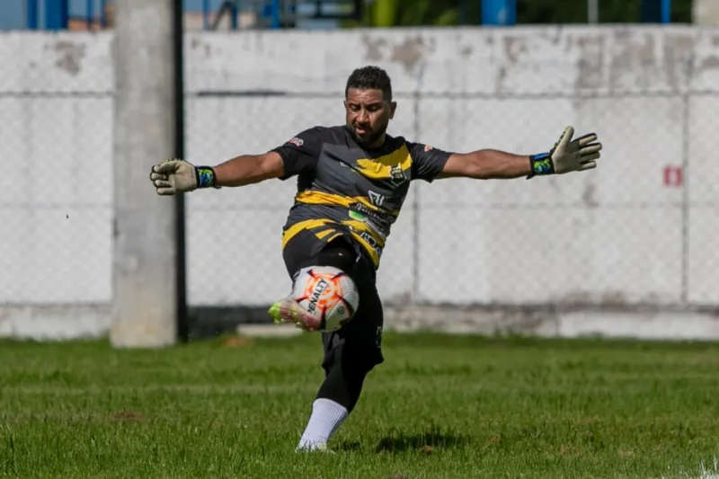Campeonato Municipal Master reúne antigos jogadores na abertura da competição em Teixeira de Freitas