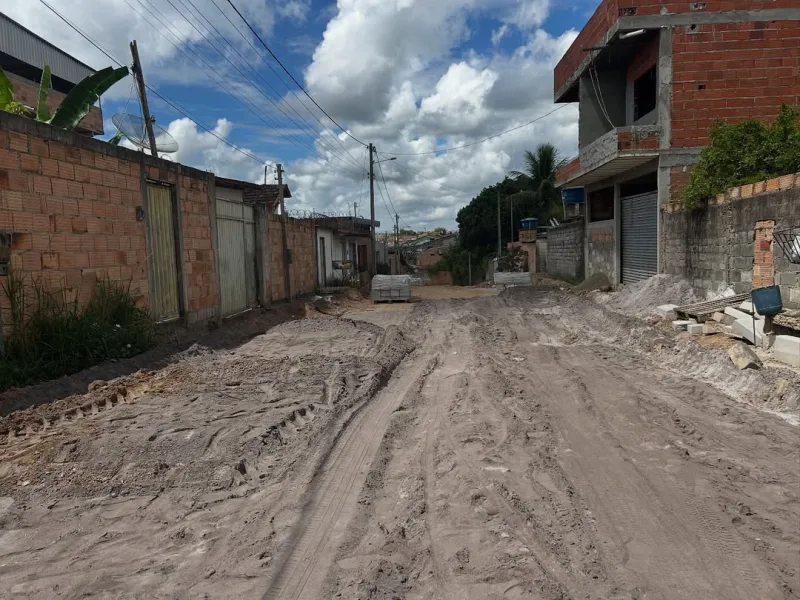 Obras de pavimentação avançam em ruas do bairro Primavera, em Posto da Mata