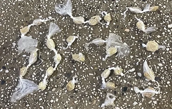 Polícia Militar apreende pedras de crack durante rondas em Teixeira de Freitas