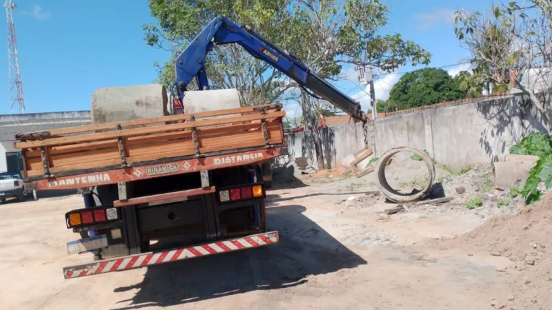 Prefeitura de Mucuri intensifica recuperação das estradas após temporais e mobiliza equipes em diversas frentes de trabalho