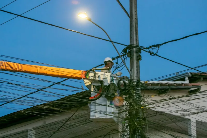 Teixeira de Freitas avança na modernização da iluminação pública