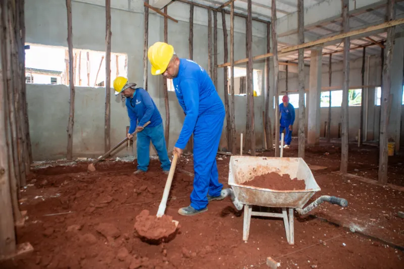 Construção de UBS no Redenção chega a 52% e ampliará atendimento na região