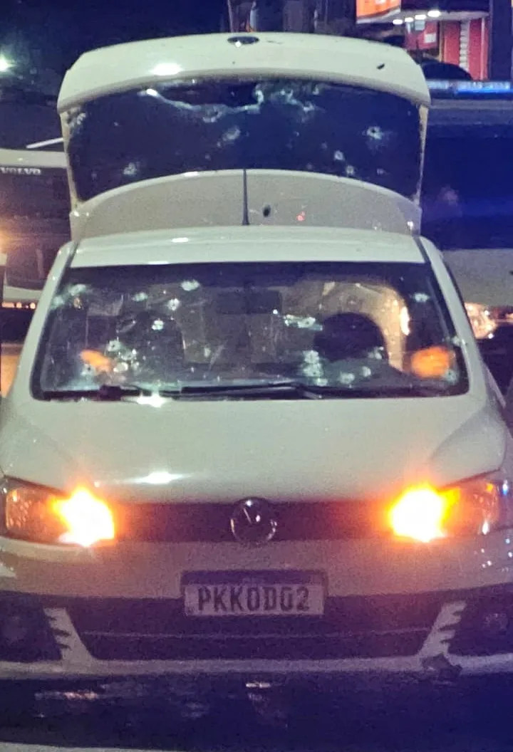 Quatro criminosos morrem em confronto com a polícia em Ipiaú, no sul da Bahia Quatro criminosos morrem em confronto com a polícia em Ipiaú, no sul da Bahia