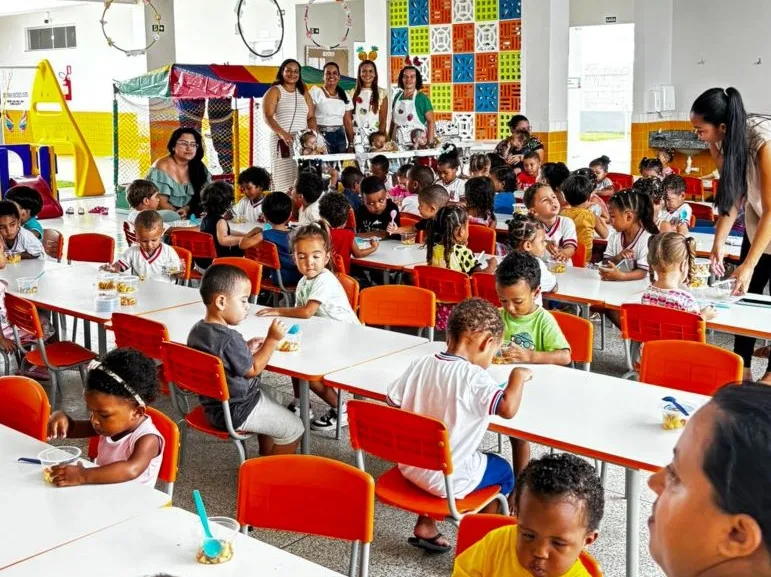 Prefeitura de Ibirapuã leva alimentação saudável para dentro das escolas Prefeitura de Ibirapuã leva alimentação saudável para dentro das escolas