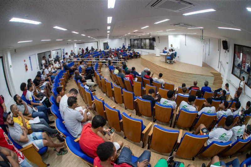 Teixeira de Freitas realiza Congresso Técnico e dá largada para 45º Torneio do Trabalhador