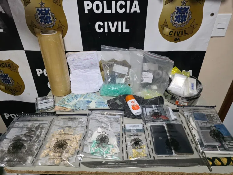 Suspeito de liderar tráfico é preso com drogas e possível material ligado a sequestro e tortura em Eunápolis