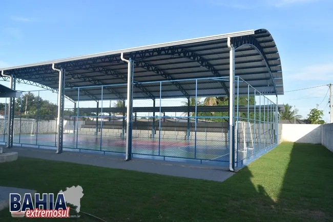 Nova Viçosa entrega escola totalmente requalificada e reforça compromisso com a educação em Argolo