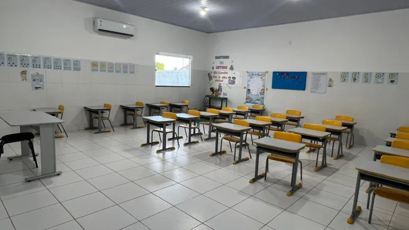 Nova Viçosa entrega escola totalmente requalificada e reforça compromisso com a educação em Argolo