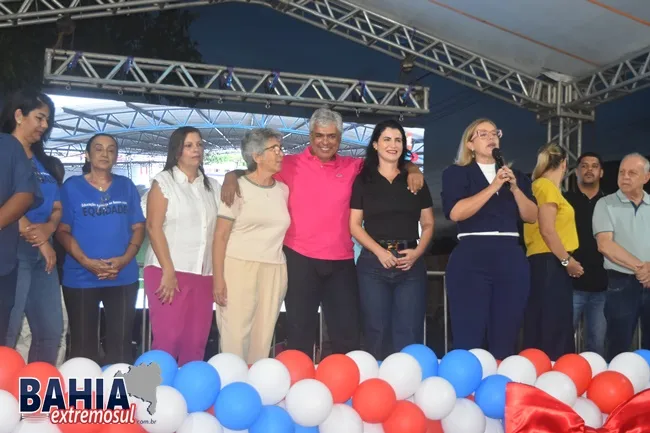 Nova Viçosa entrega escola totalmente requalificada e reforça compromisso com a educação em Argolo