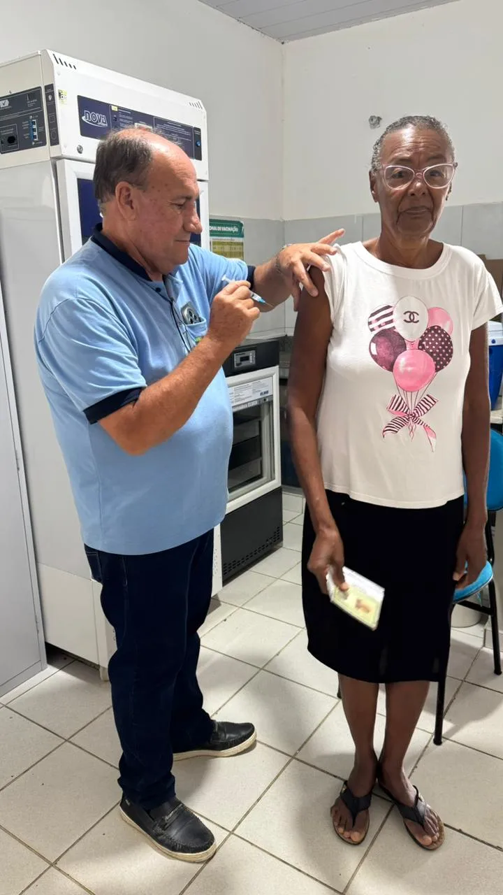 Lajedão realiza campanha de vacinação contra a Influenza e reforça proteção de idosos e crianças