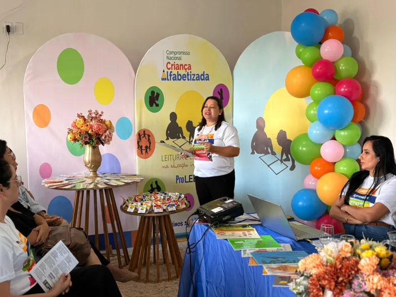 Medeiros Neto fortalece trajetória de investimentos na educação infantil com abertura do ProLEEI