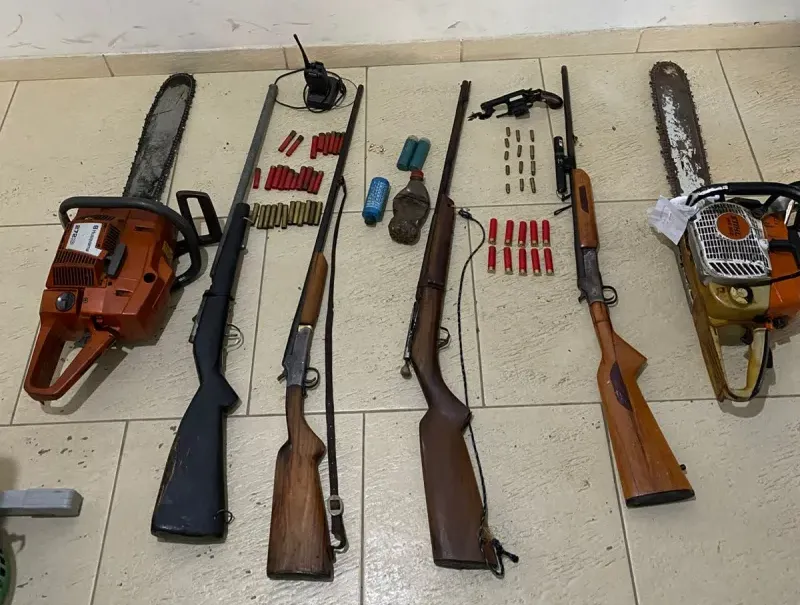 OPERAÇÃO PAZ NO CAMPO: Dois presos e cinco armas apreendidas em investigação de homicídio na zona rural de Itapebi