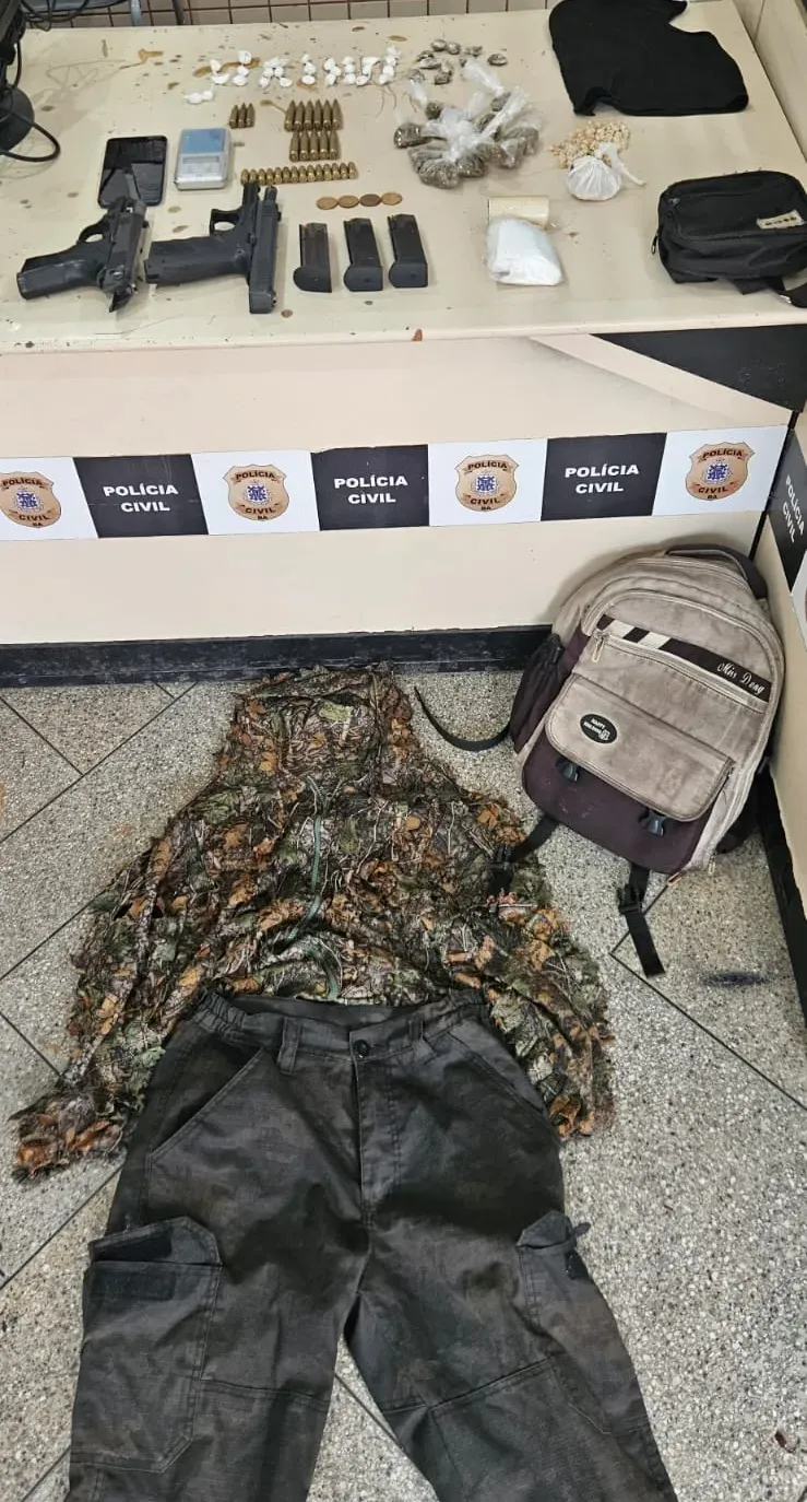 Dois morrem após confronto com a PM; operação apreende armas e drogas em Santa Cruz Cabrália
