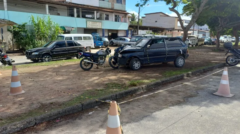 PRF promove ciclo de palestras para alunos do Colégio da Polícia Militar em Teixeira de Freitas