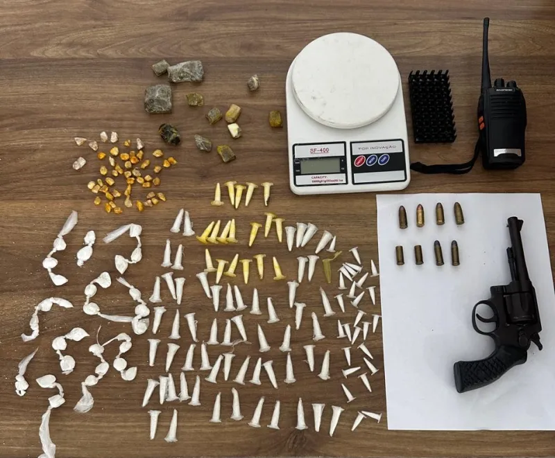 Suspeito morre após confronto com a polícia em Belmonte; drogas e arma são apreendidas