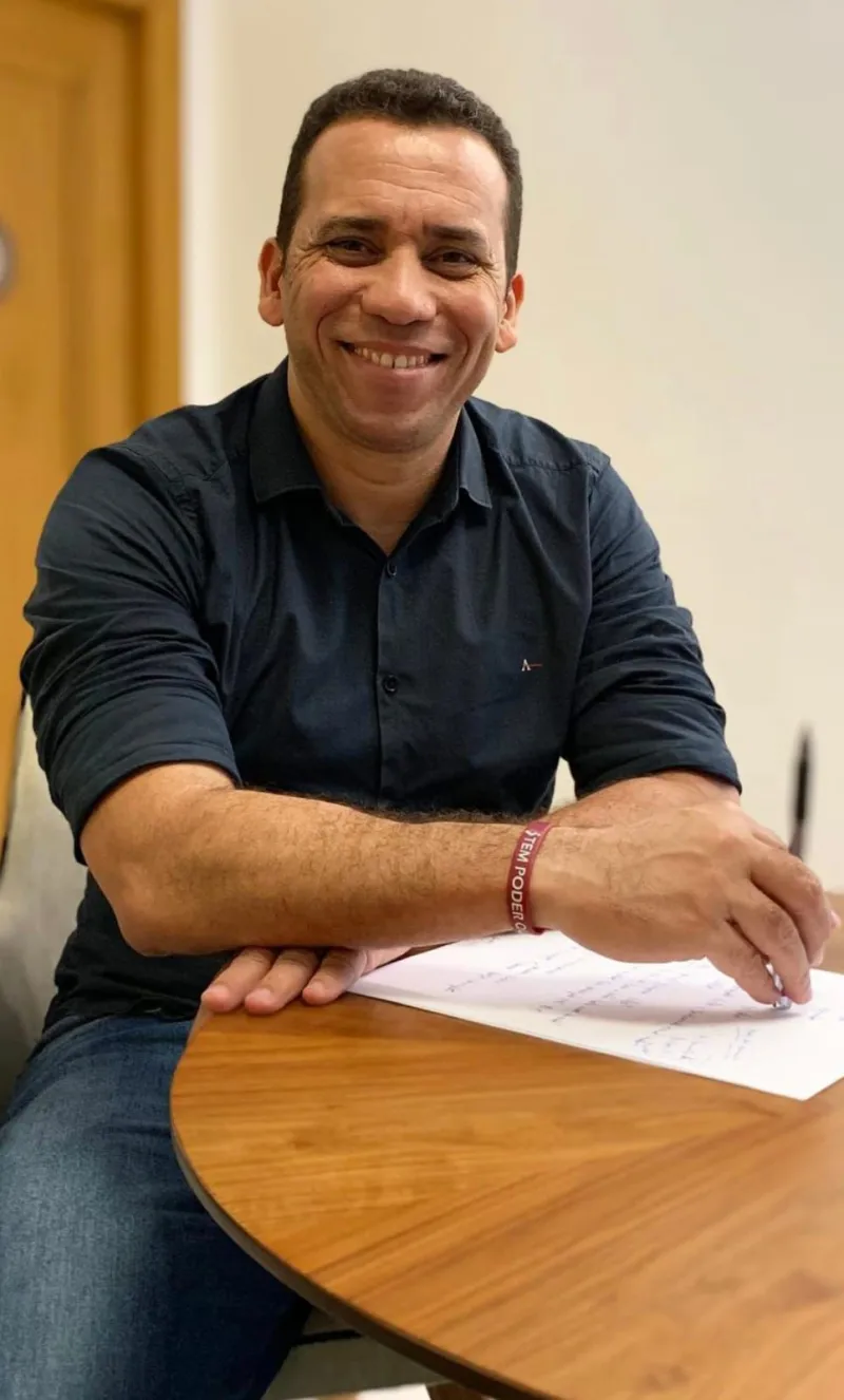 Franz Sergio Machado de Castro, marido de Gloria Tour, morre aos 50 anos em Teixeira de Freitas