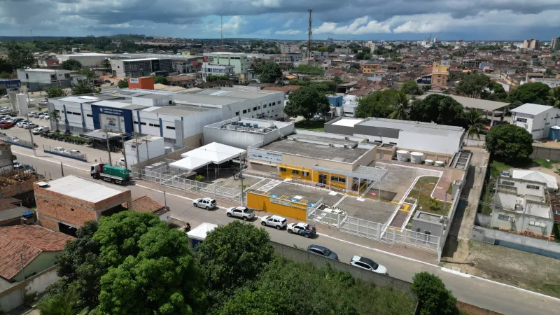 Jerônimo Rodrigues inaugura radioterapia e obras de mobilidade em Teixeira de Freitas