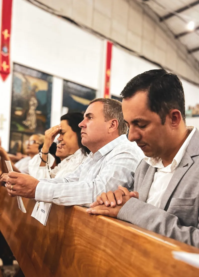 Prefeito Tonzinho participa da posse de novo bispo e destaca momento de fé e união na região