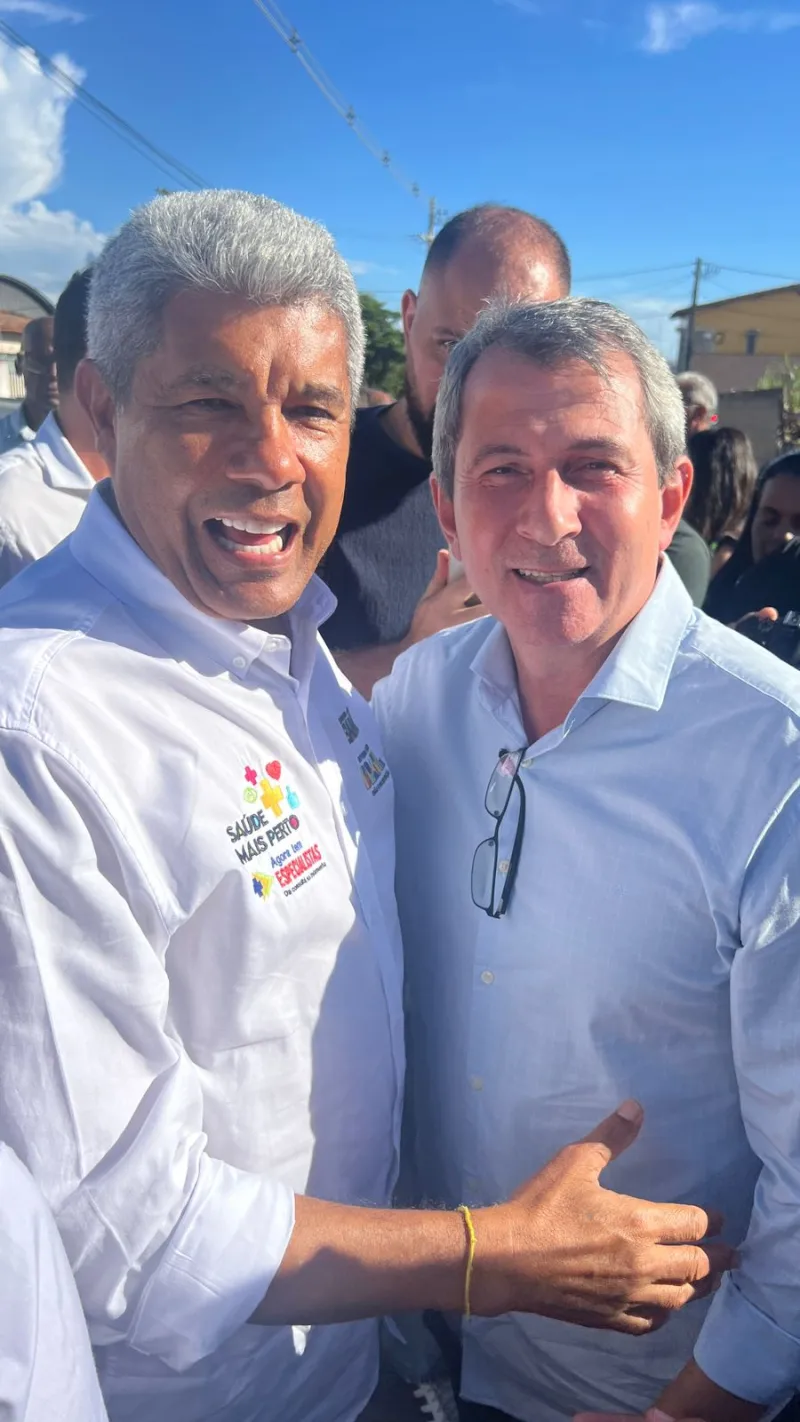 Prefeito Bemtivi participa da  inauguração da radioterapia e da posse de Dom Aldemiro em Teixeira de Freitas