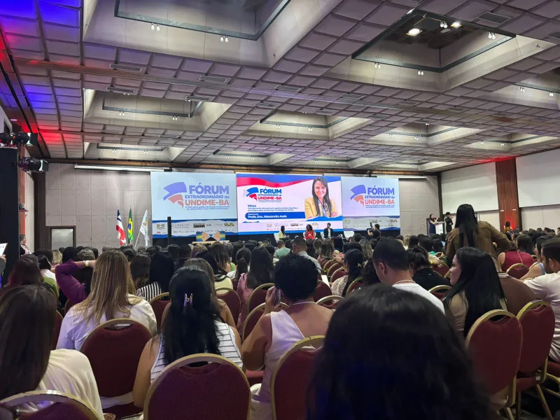 Ibirapuã marca presença no Fórum Extraordinário da Undime Ibirapuã marca presença no Fórum Extraordinário da Undime