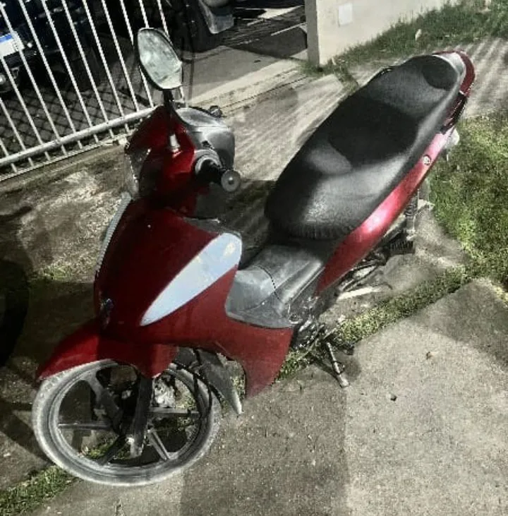 Mulher é presa com grande quantidade de drogas durante abordagem em Eunápolis Mulher é presa com grande quantidade de drogas durante abordagem em Eunápolis