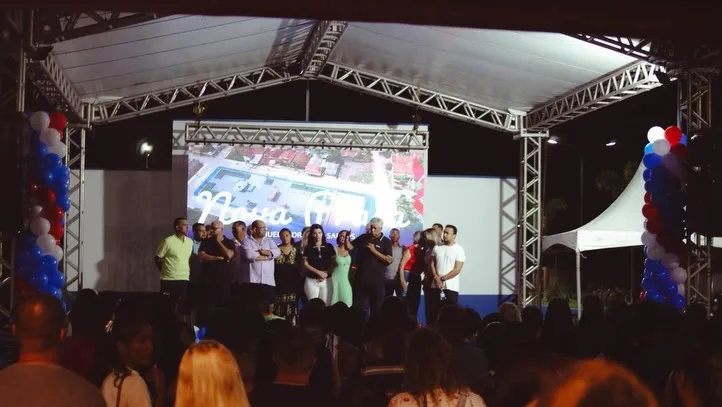 Prefeitura Nova Viçosa inaugura Praça Manuel Pedro dos Santos. Local vira novo ponto de encontro Prefeitura Nova Viçosa inaugura Praça Manuel Pedro dos Santos. Local vira novo ponto de encontro