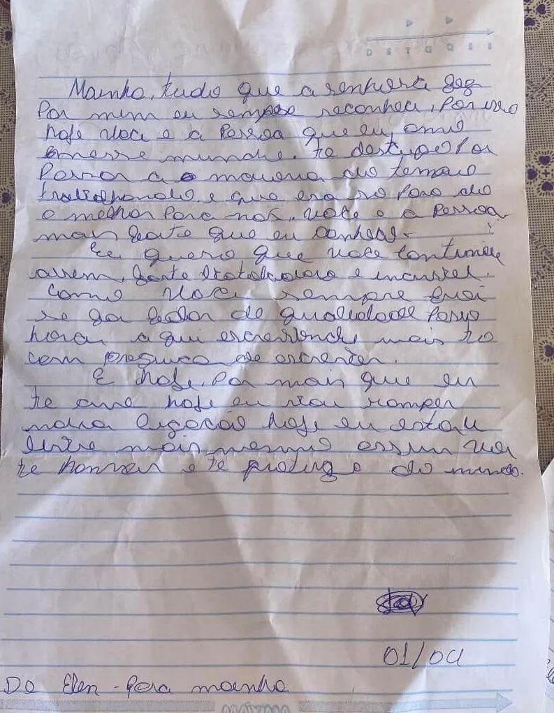 Amigas saem de moto e desaparecem; uma delas deixou carta para a mãe em Porto Seguro Amigas saem de moto e desaparecem; uma delas deixou carta para a mãe em Porto Seguro
