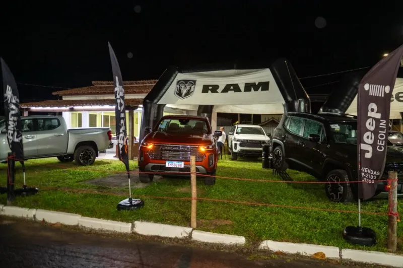 Prefeitura de Teixeira de Freitas marca presença em feira que destaca inovação e desenvolvimento econômico