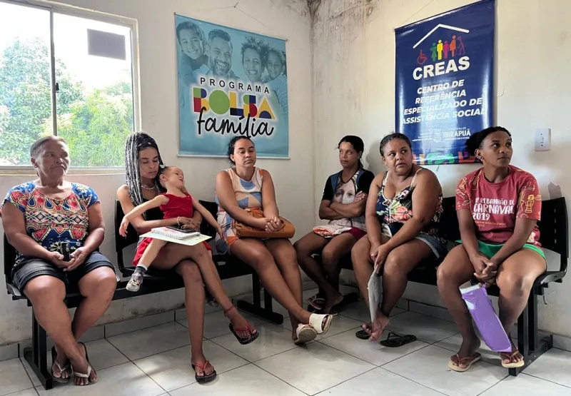 Prefeitura de Ibirapuã realiza com sucesso ação de busca ativa do Bolsa Família na Vila Portela Prefeitura de Ibirapuã realiza com sucesso ação de busca ativa do Bolsa Família na Vila Portela