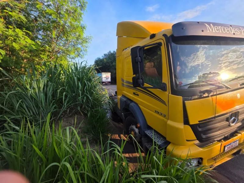 Identificadas três  das quatro vítimas do acidente na BR 101 EM Teixeira de Freitas.  Três pessoas morreram presas as ferragens