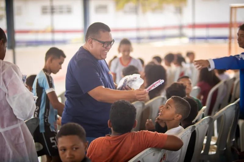 Ação de saúde bucal atende mais de 200 alunos em escola do município de Prado