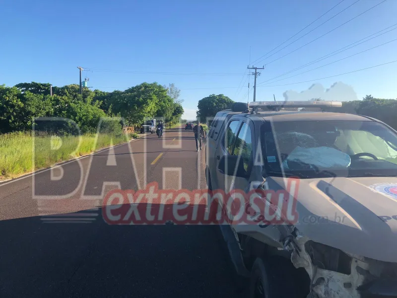 Motociclista de 18 anos morre após colisão com viatura da PM na BA-001, em Nova Viçosa