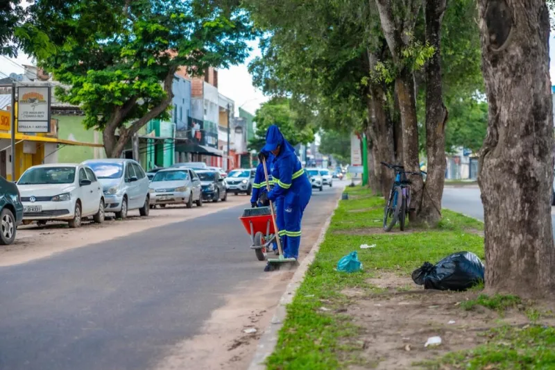 Limpeza urbana reforça qualidade de vida e depende da colaboração da população de Teixeira de Freitas