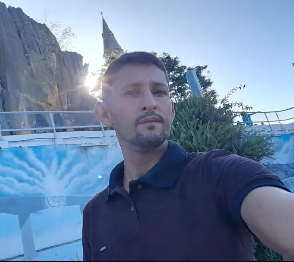 Diretor de escola é preso em flagrante por estupro de aluno em São José de Vereda