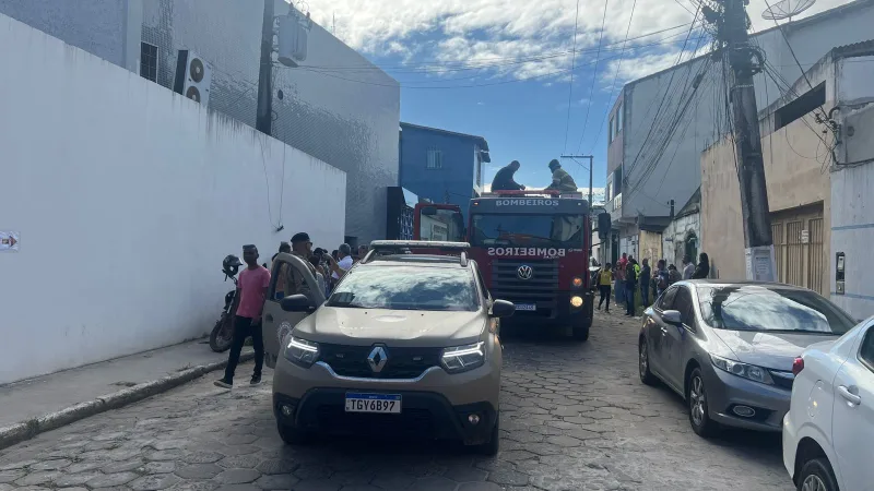 Sob forte comoção, Teixeira de Freitas se despede da influenciadora Ana Luiza