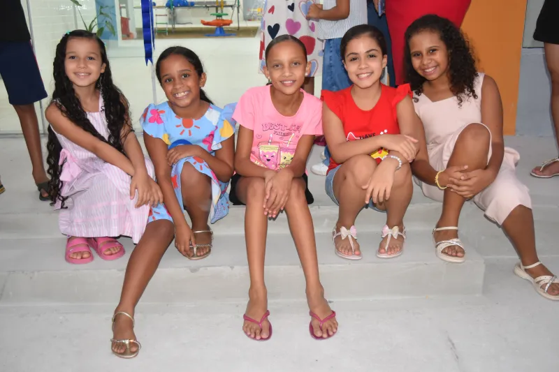 De aluno a prefeito: emoção marca entrega da nova Escola Recreio em Teixeira de Freitas