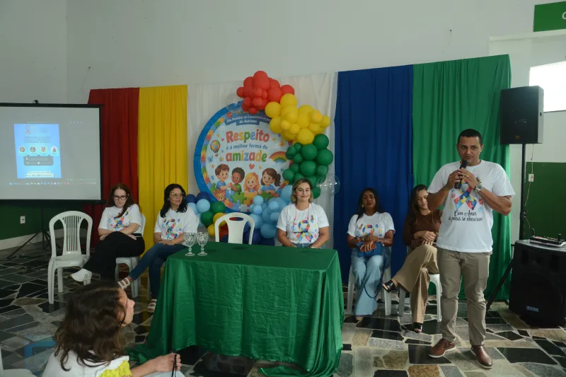 Prefeitura de Lajedão realiza palestra e amplia debate sobre o Transtorno do Espectro Autista