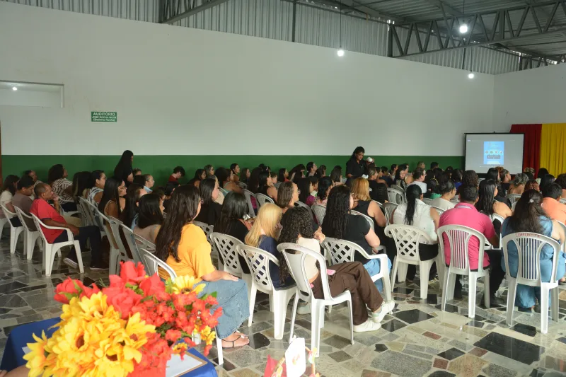 Prefeitura de Lajedão realiza palestra e amplia debate sobre o Transtorno do Espectro Autista