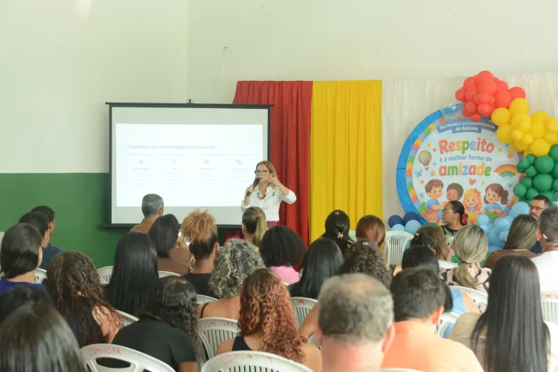 Prefeitura de Lajedão realiza palestra e amplia debate sobre o Transtorno do Espectro Autista