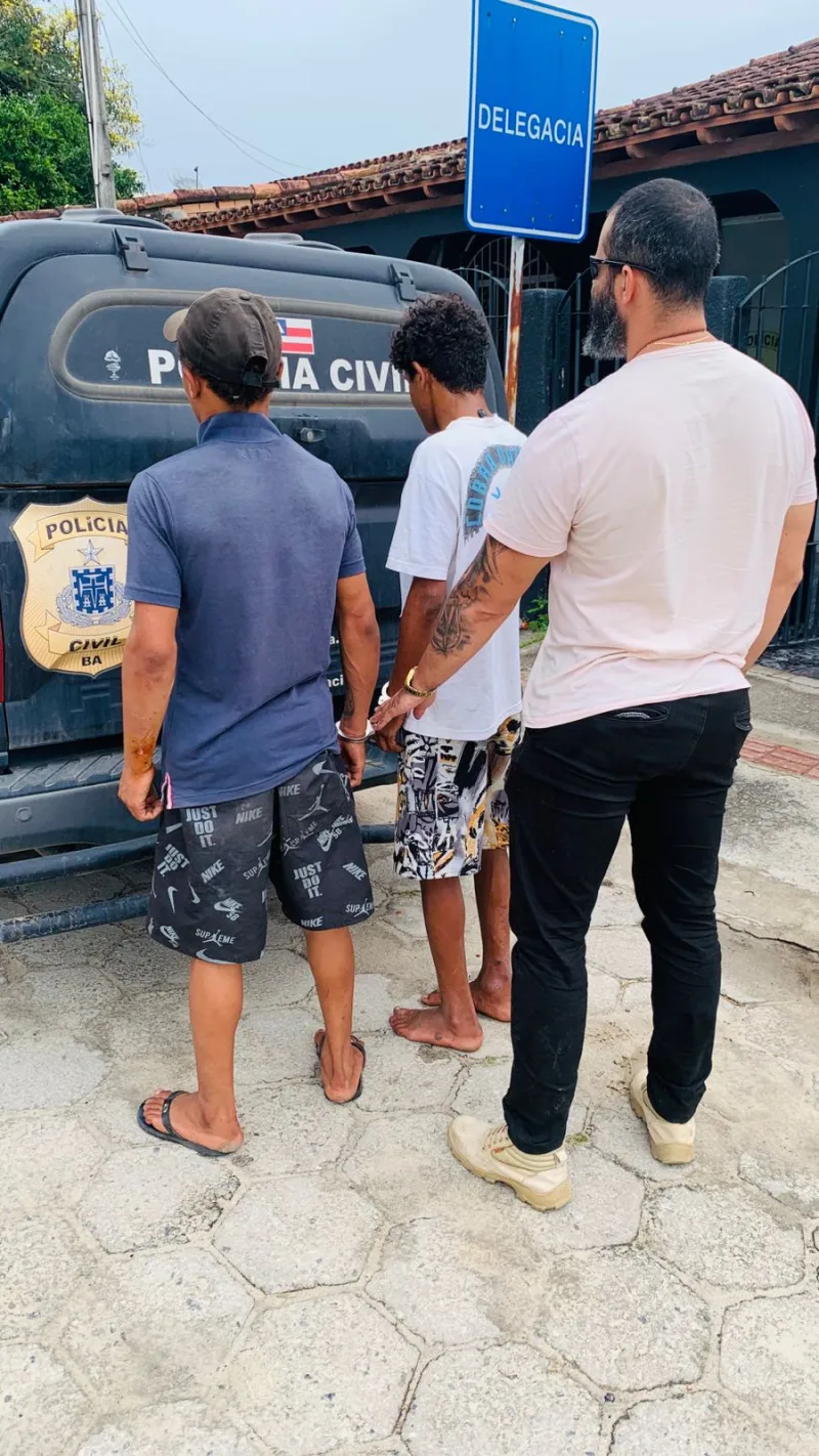 Adolescentes que aterrorizavam moradores com facões são apreendidos em Nova Viçosa