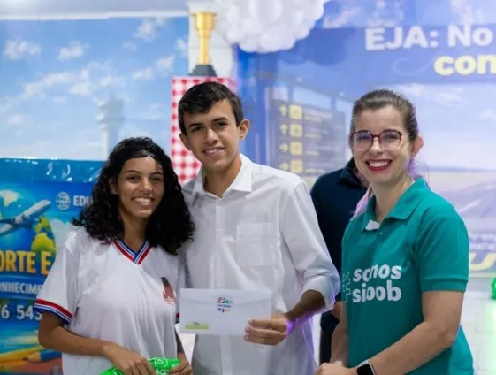Ibirapuã faz história com o lançamento do Bolsa EJA, iniciativa pioneira que transforma a educação no município
