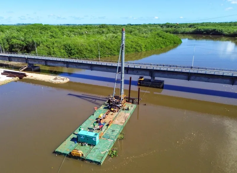 Nova ponte de mão dupla avança e começa a mudar infraestrutura e mobilidade em Prado