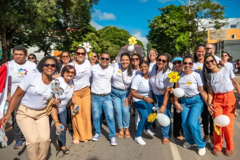 Caminhada da Paz mobiliza população em defesa das crianças e adolescentes em Teixeira de Freitas