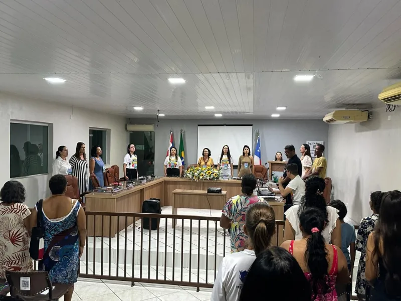 Educação de Medeiros Neto realiza Audiência Pública de Avaliação do Plano Municipal de Educação 2015-2025 Educação de Medeiros Neto realiza Audiência Pública de Avaliação do Plano Municipal de Educação 2015-2025