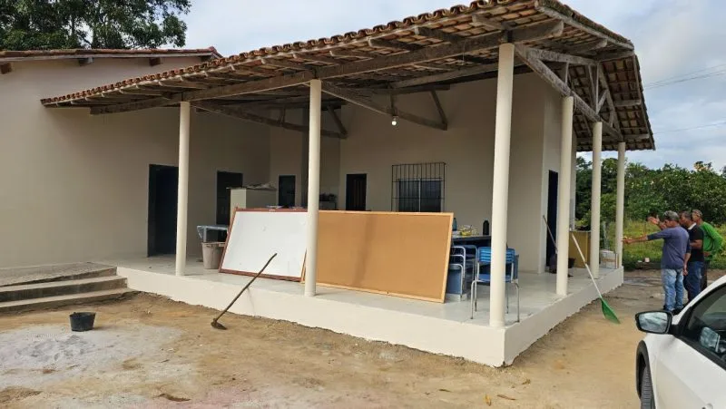 Prefeitura de Mucuri entrega reforma do Posto de Saúde do Lagoa Bonita e entra em fase final com a revitalização da Escola Carolina de Moraes