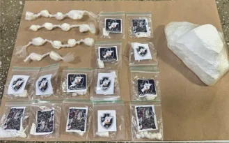 Droga com simbolo do Vasco e de São Jorge é apreendida em Teixeira de Freitas