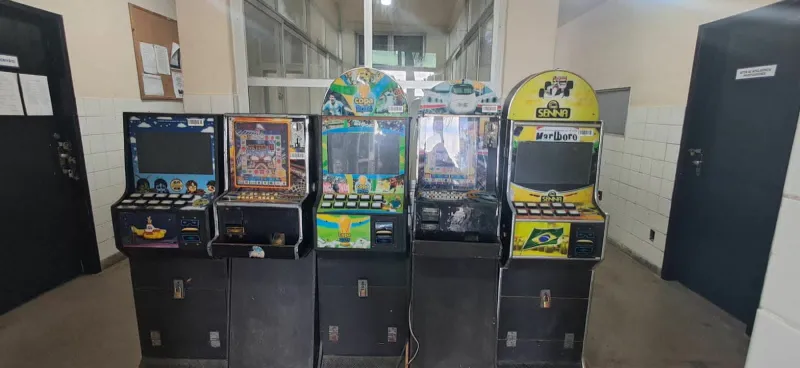 Jogos de azar: Polícia Militar apreende 11 máquinas caça-níqueis em Belmonte