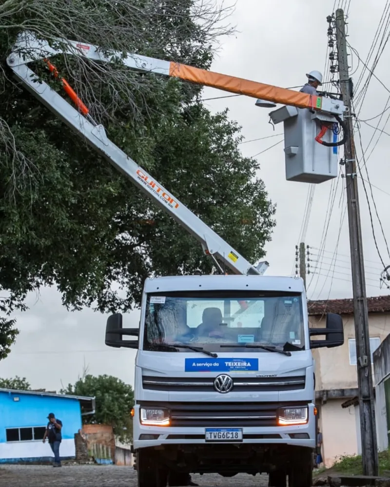 Cachoeira do Mato ganha nova iluminação de LED e transforma cenário da comunidade
